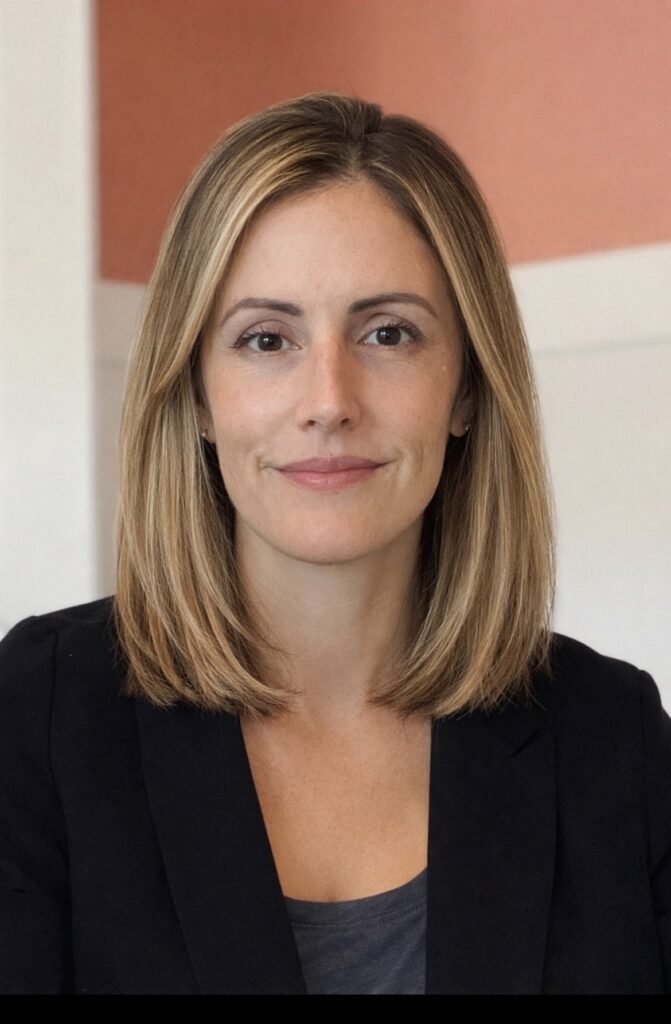 Erin, author of Boy Mom Bites.